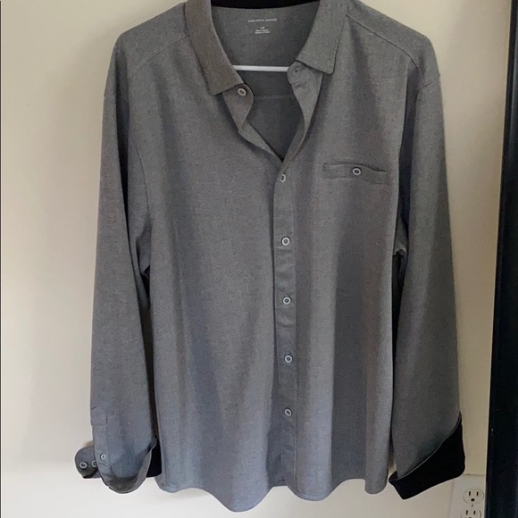 Saks Fifth Avenue Grey button down - Picture 5 of 5